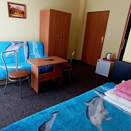Delfin -przy Plazy, Widok Na Morze *
