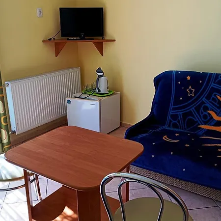 Delfin -przy Plazy, Widok Na Morze *