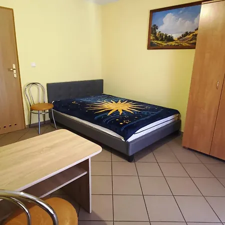 Delfin -przy Plazy, Widok Na Morze
