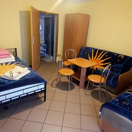 Delfin -przy Plazy, Widok Na Morze